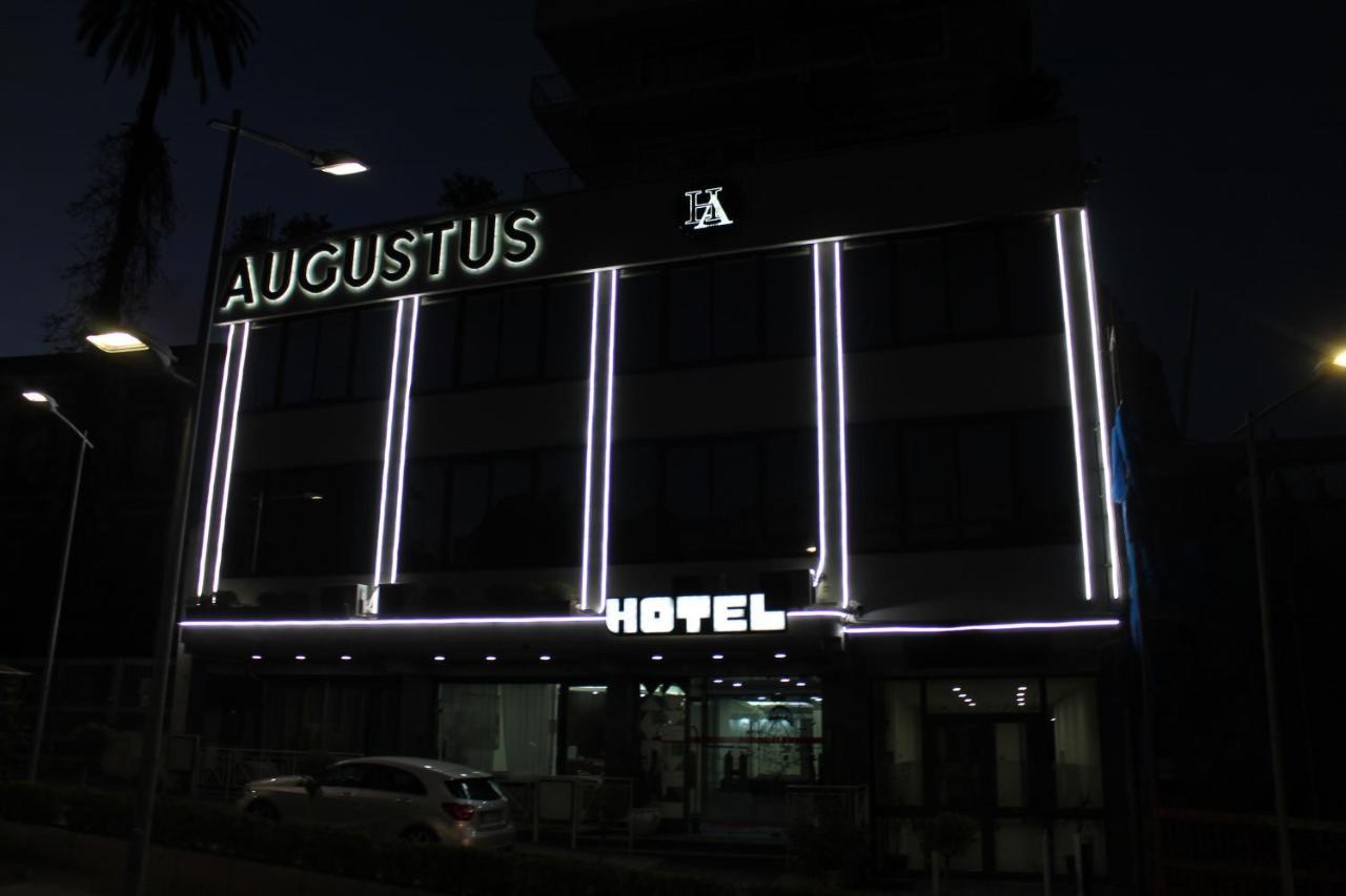 Hotel Augustus Ottaviano Exterior foto